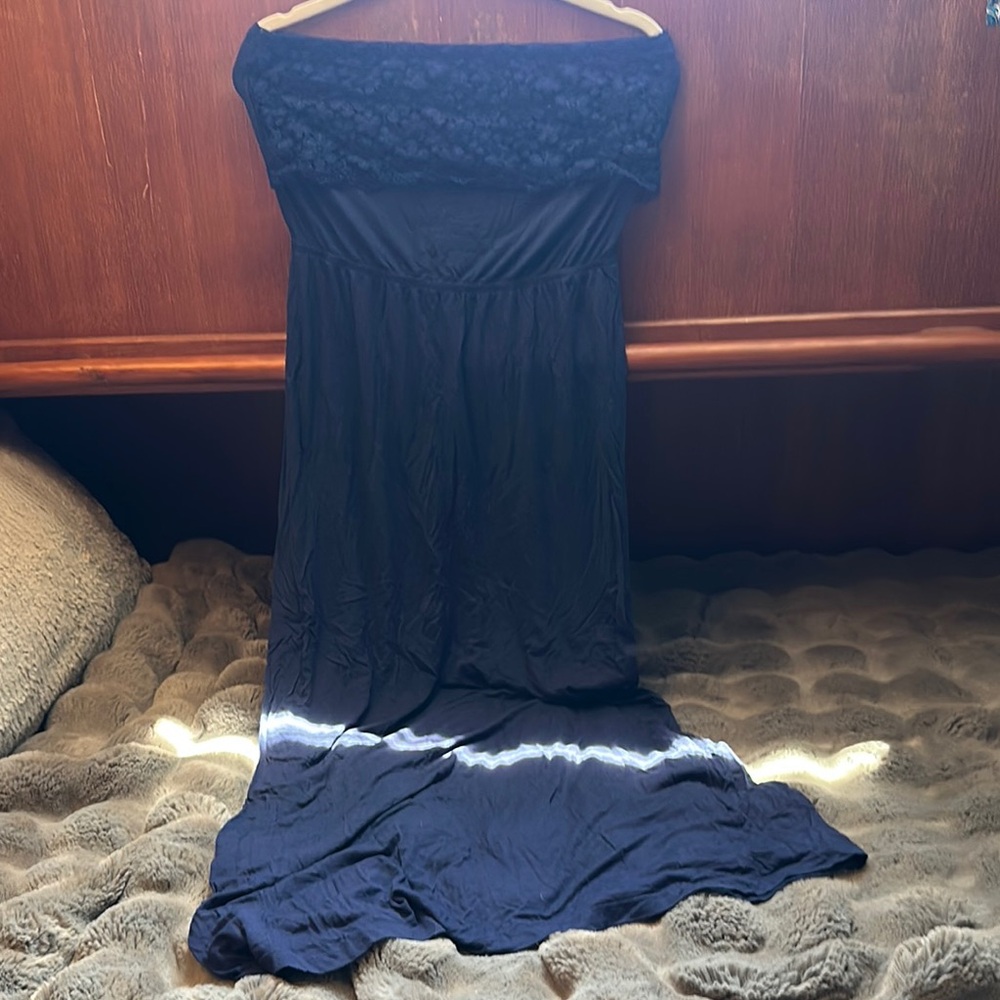 Elegant Strapless Navy Dress